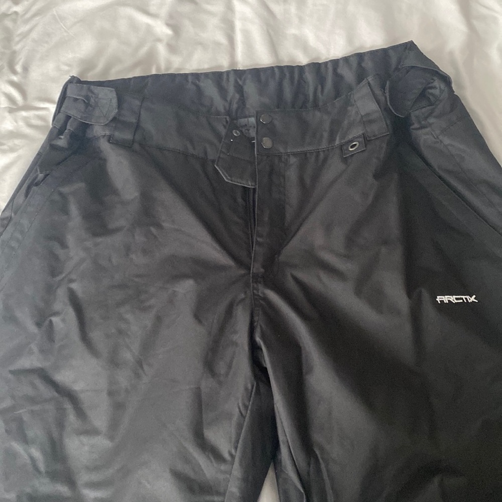 Women’s size 2x ski/snowboard pants - Black